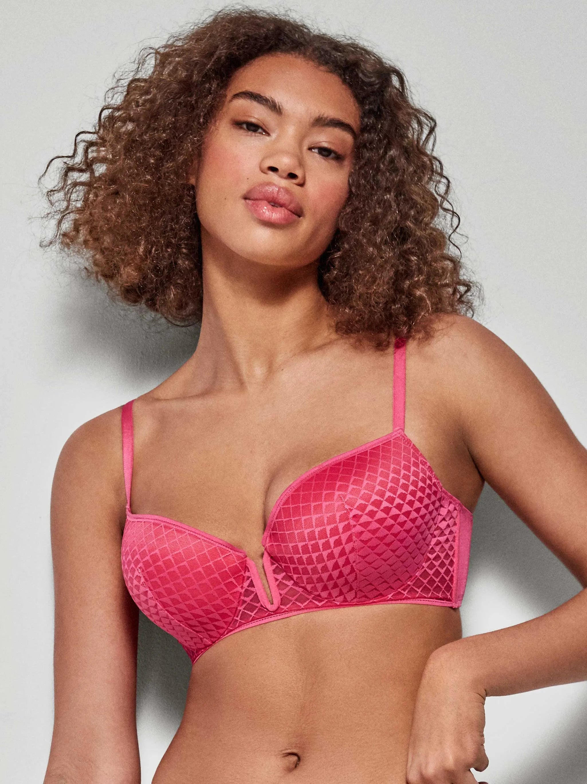 #Color_FUCSIA
