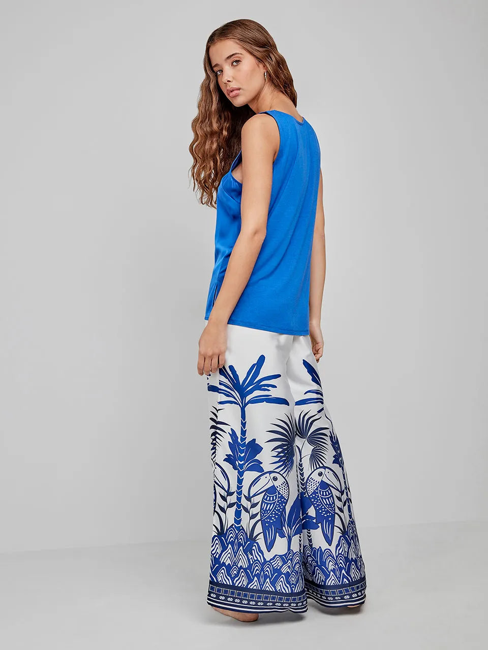 #Couleur bleu marine