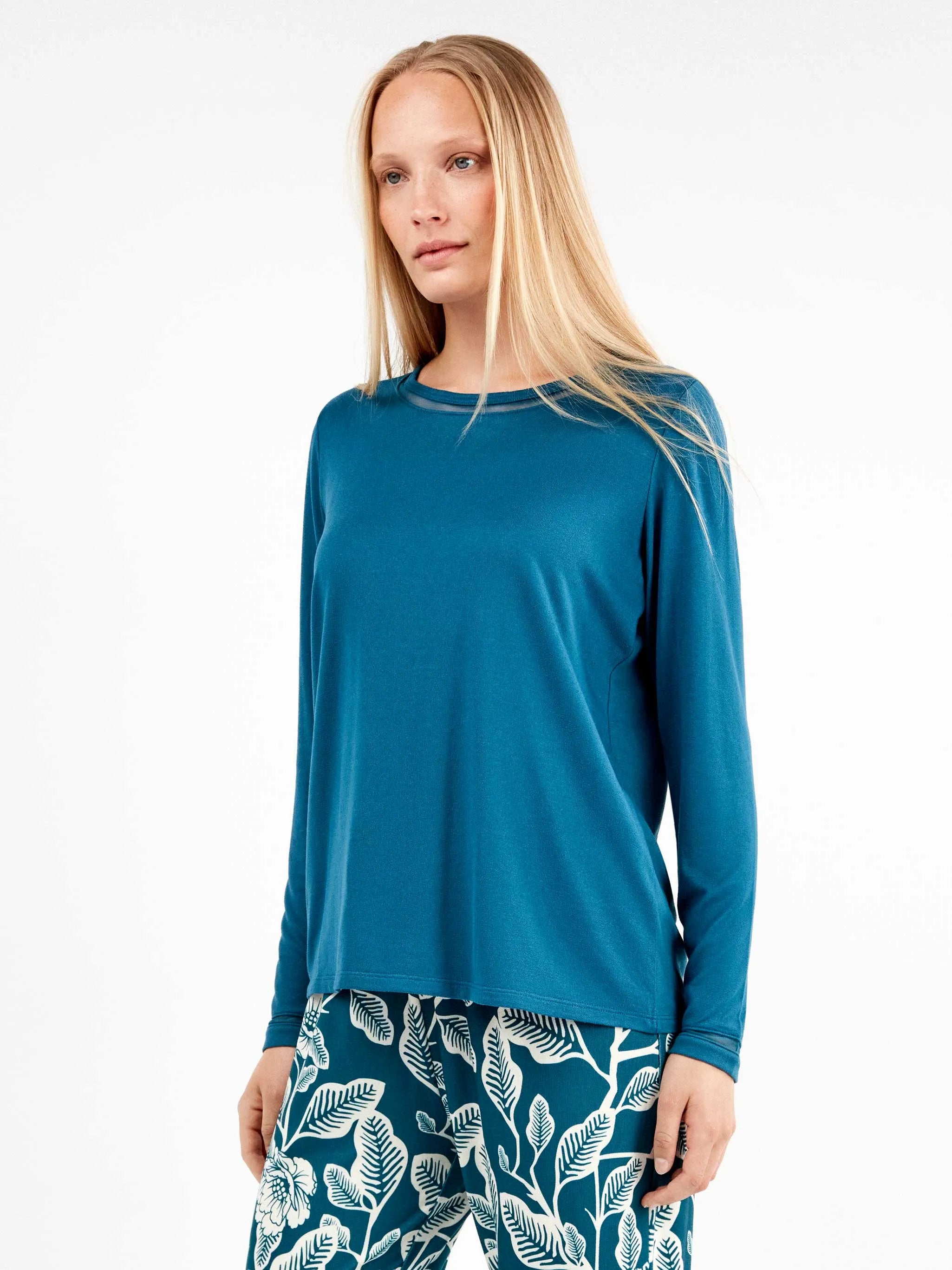 Couleur #PETROLEAN_BLUE