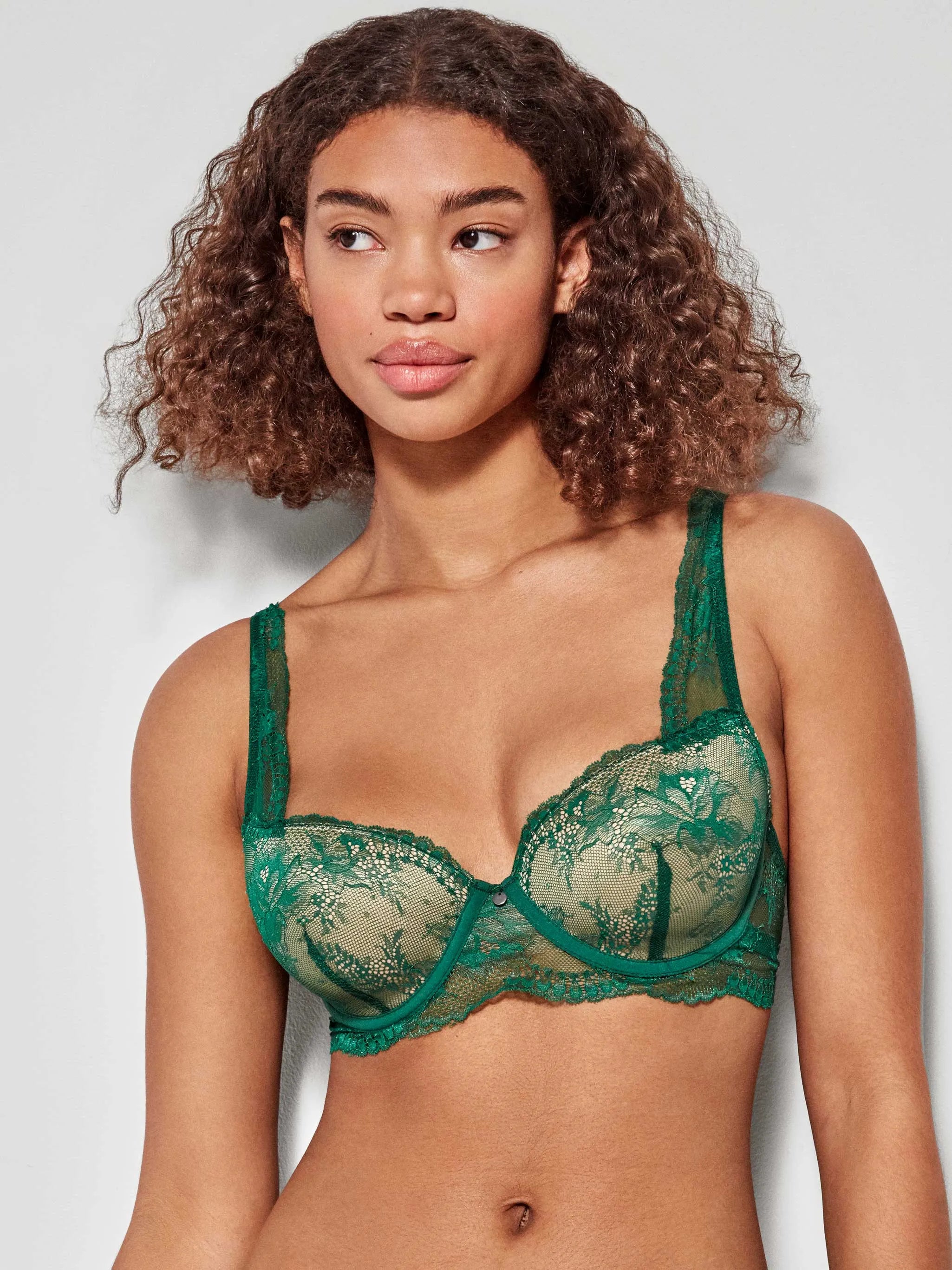 #Color_GREEN