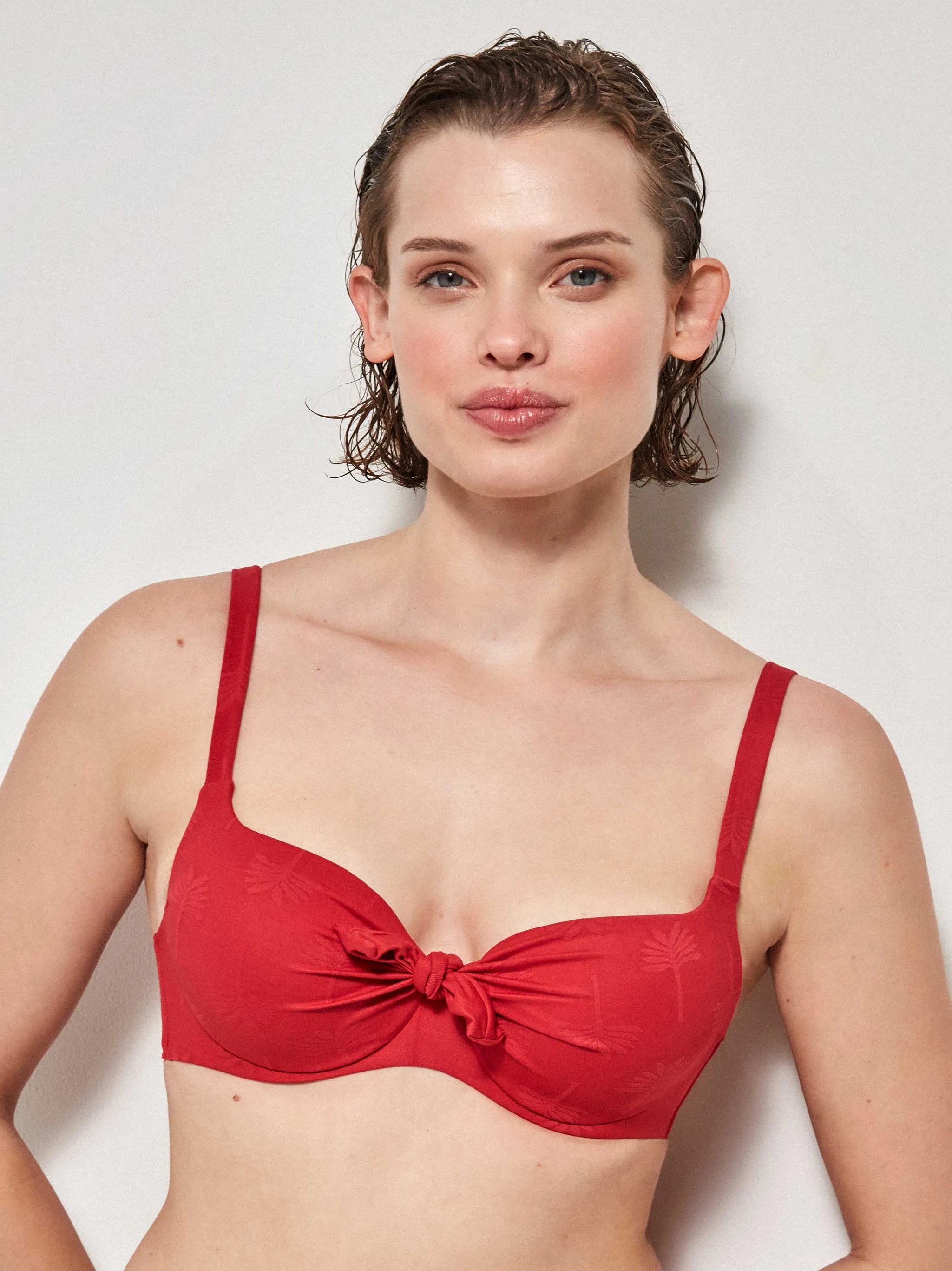 #Couleur rouge