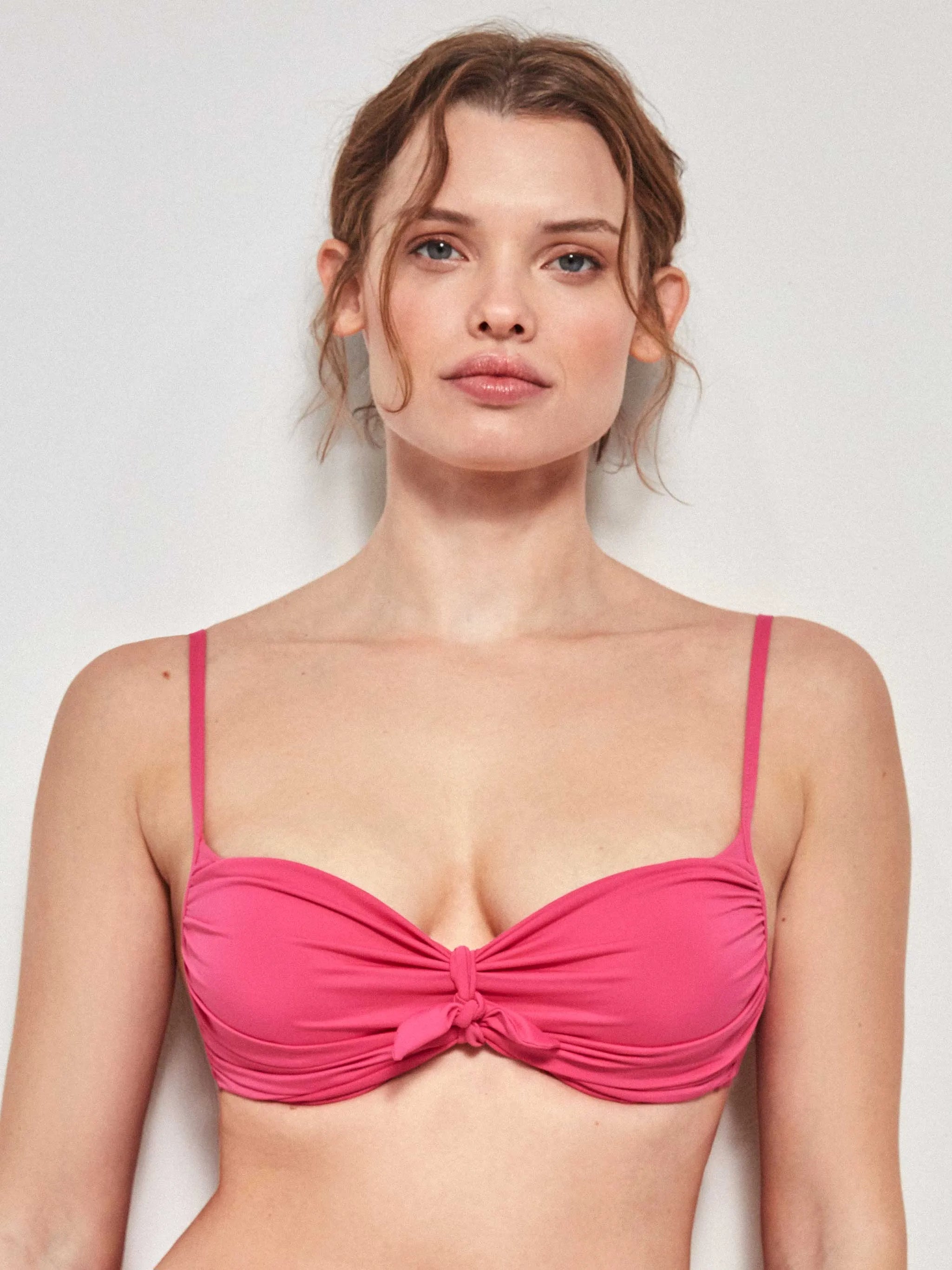 #Color_FUCSIA