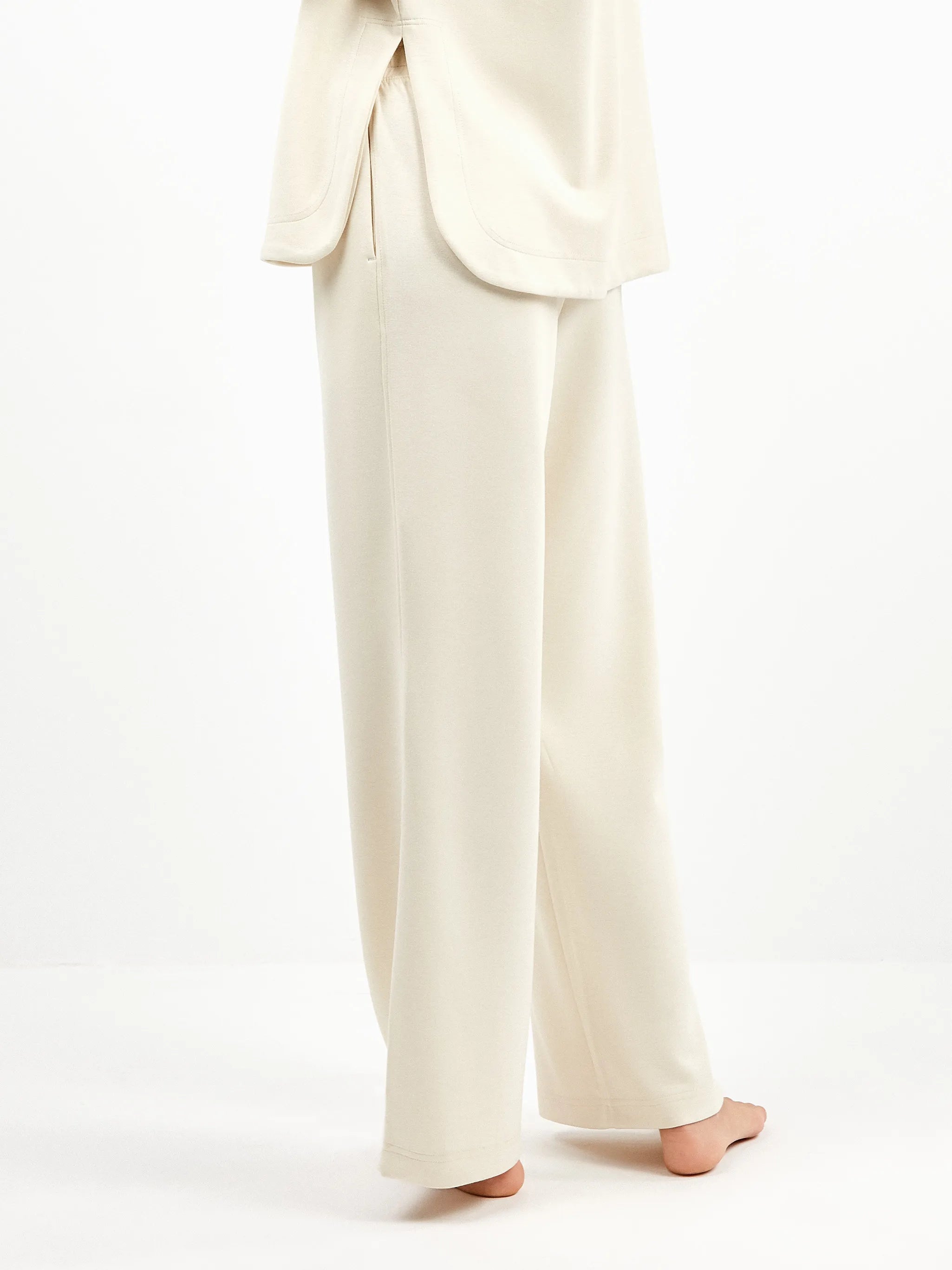 #Cor_BEIGE