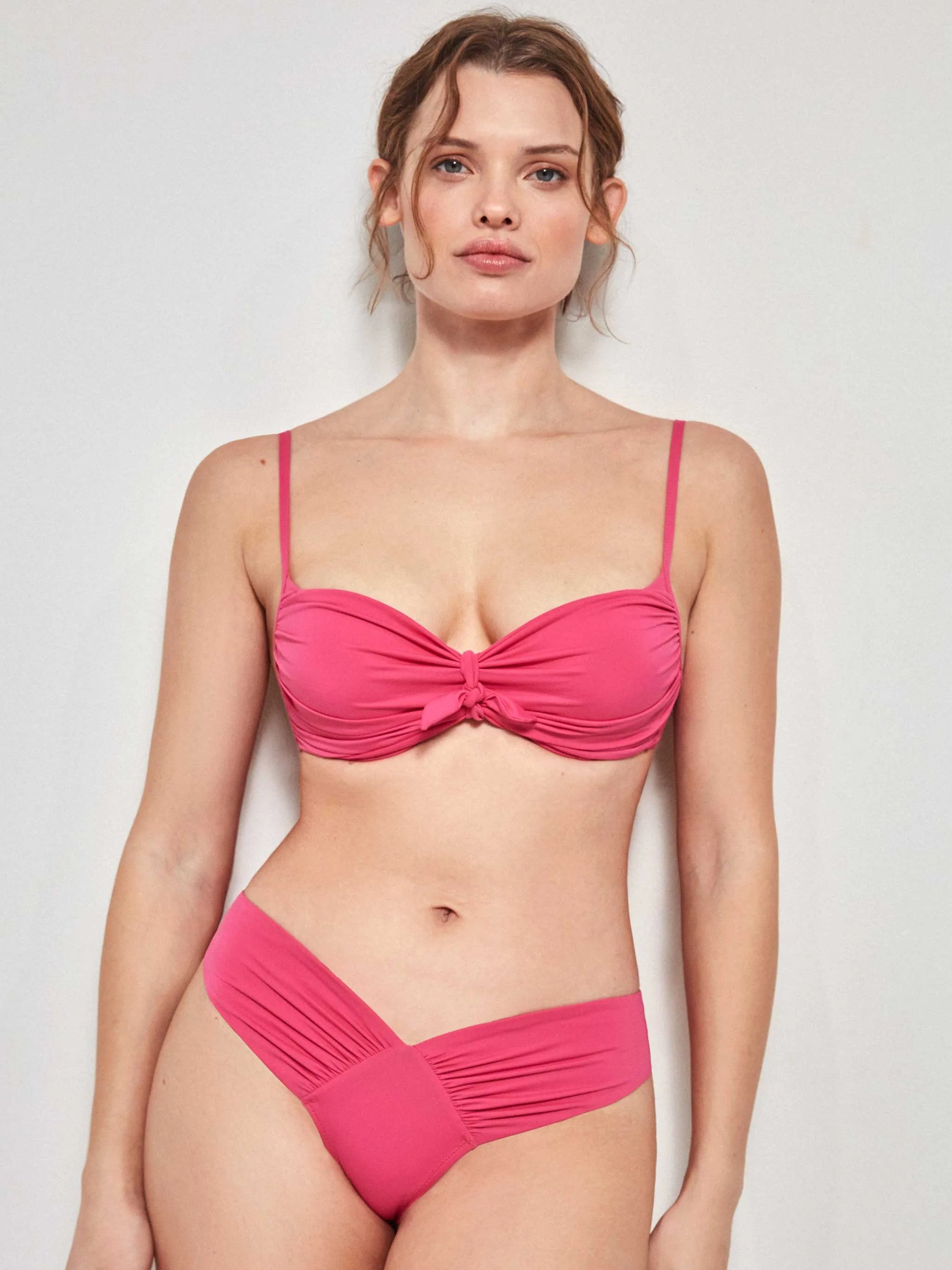 #Cor_FUCSIA